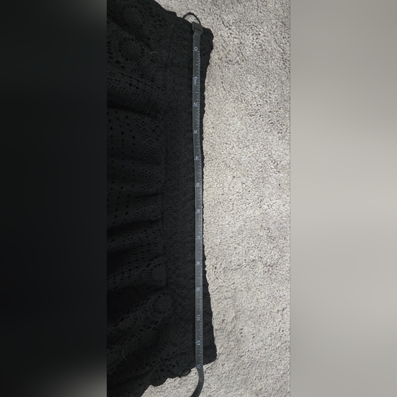 Skirt.. Shark tooth hem - Picture 4 of 4